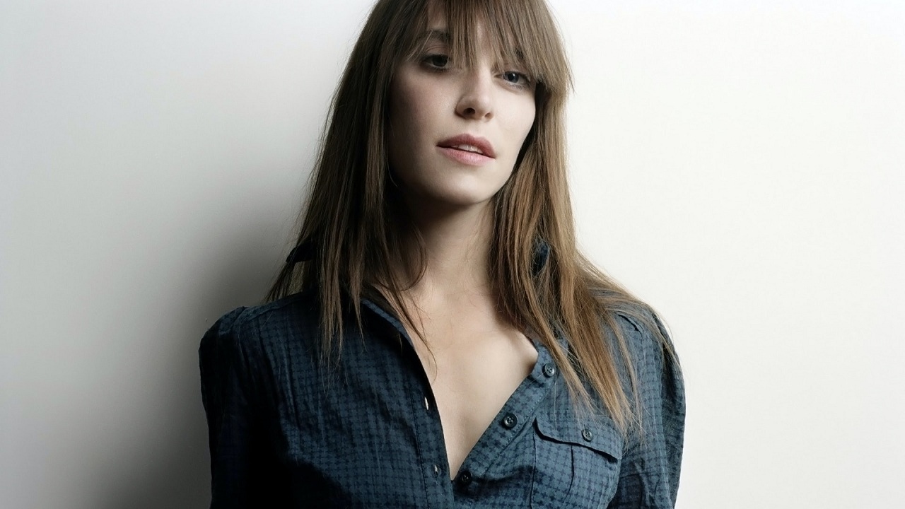 Feist Music Artist Profile